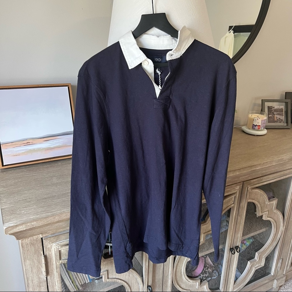 1901 Long sleeve collared button up sweater
